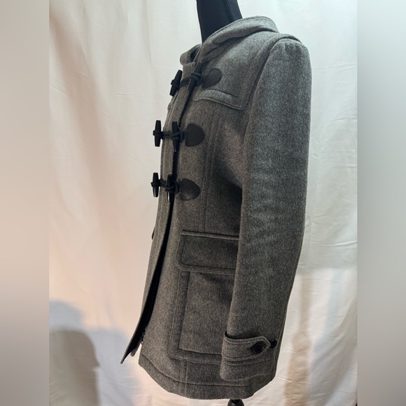 Burberry Women's Gray Wool Toggle Trench Coat.  Size 10. - Picture 4 of 15